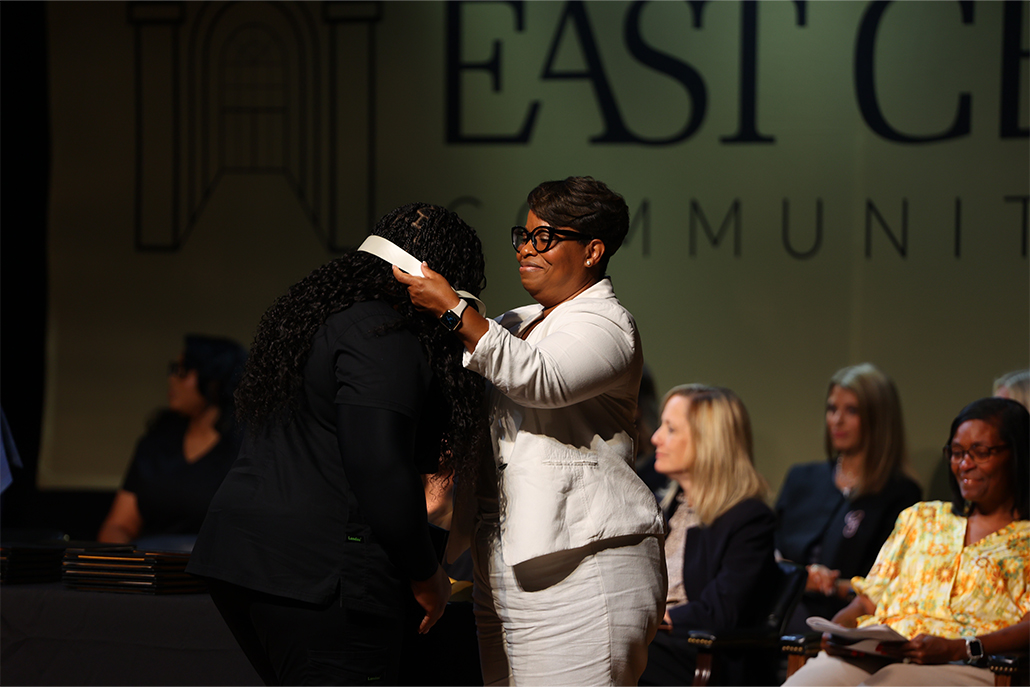 graduate getting pinned